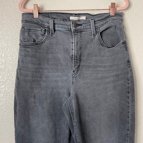 Levis Jeans Womens Size 31 Gray High Waisted Mom Denim Cropped Tapered Grunge - Picture 5 of 13